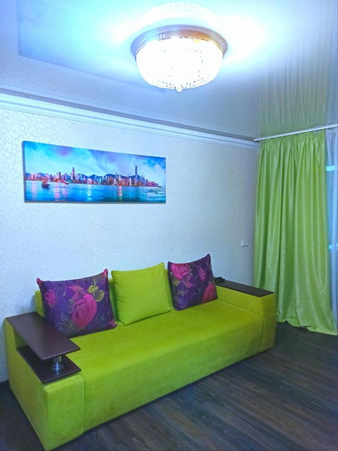 Затишок У Самому Центрі Дніпра Apartment Днепър Екстериор снимка
